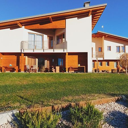 Agritur I Colori Panzió Sanzeno Kültér fotó