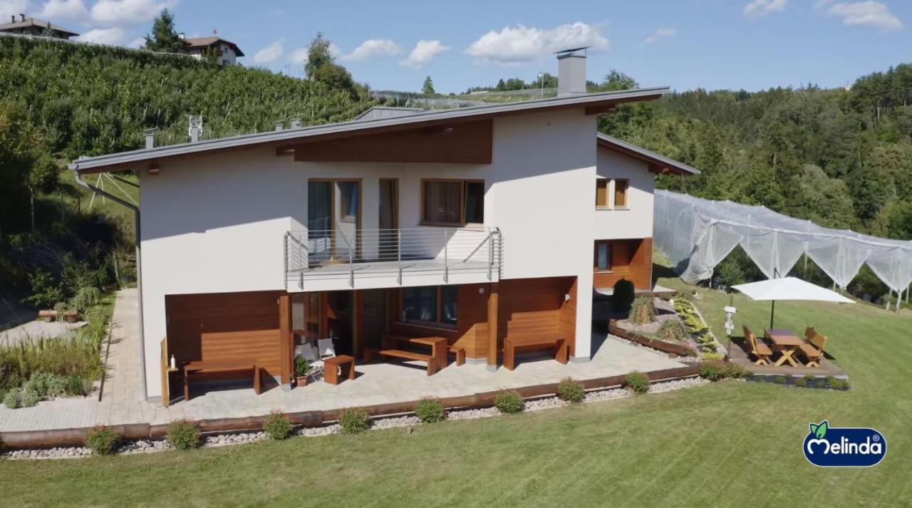 Agritur I Colori Panzió Sanzeno Kültér fotó