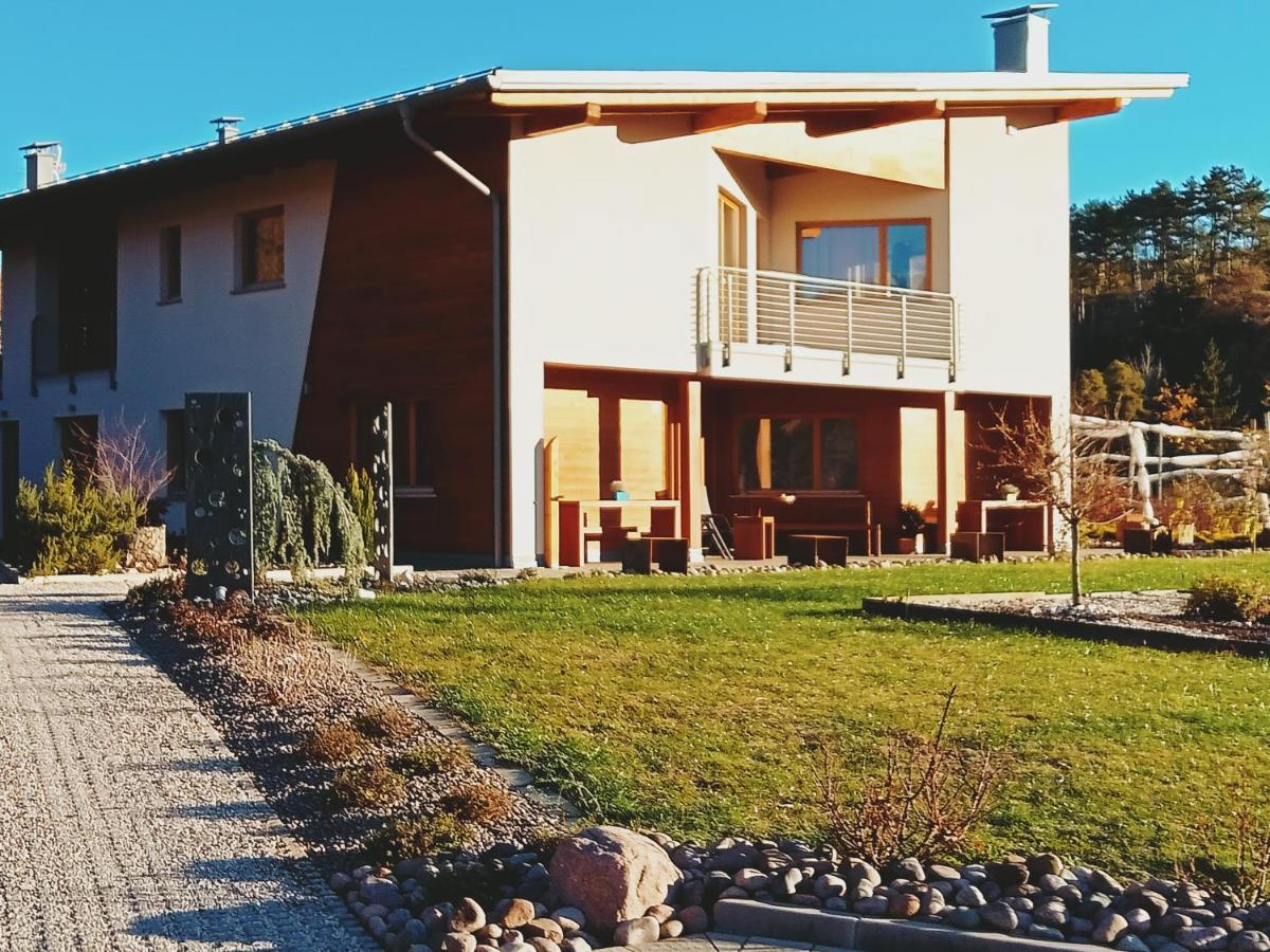 Agritur I Colori Panzió Sanzeno Kültér fotó
