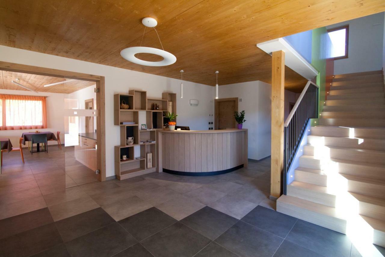 Agritur I Colori Panzió Sanzeno Kültér fotó