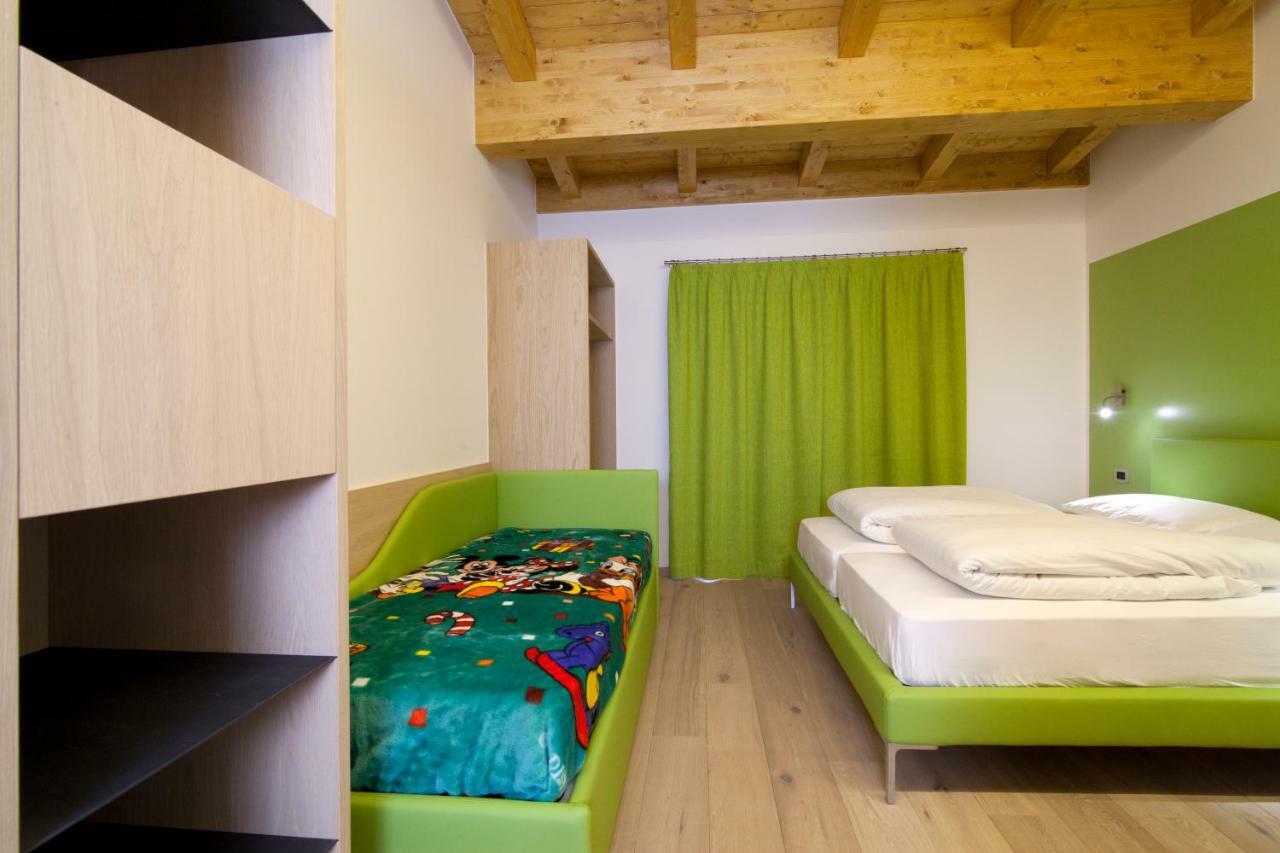 Agritur I Colori Panzió Sanzeno Kültér fotó