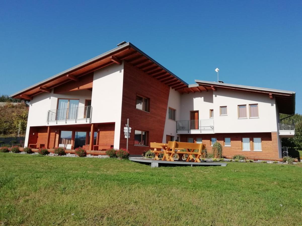 Agritur I Colori Panzió Sanzeno Kültér fotó